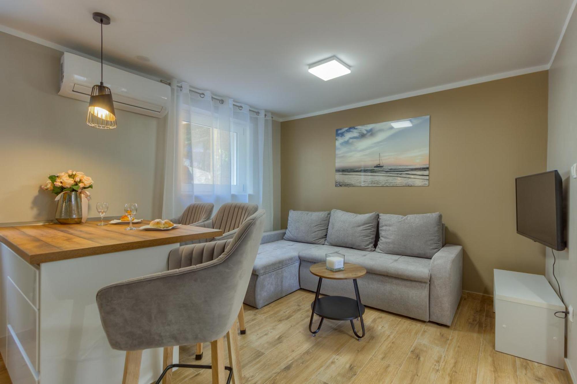 Apartments Pepa Podstrana Rom bilde
