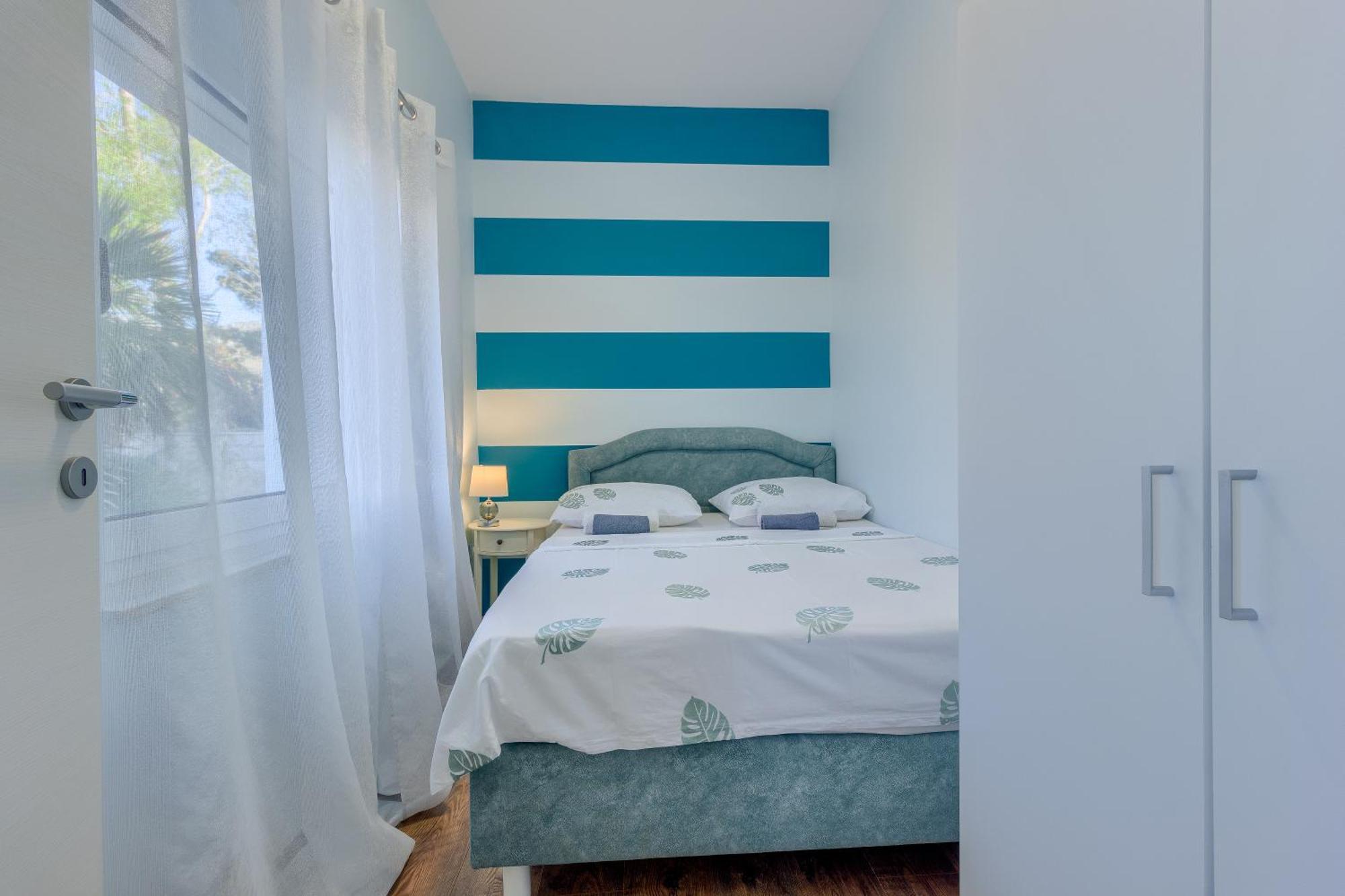 Apartments Pepa Podstrana Rom bilde