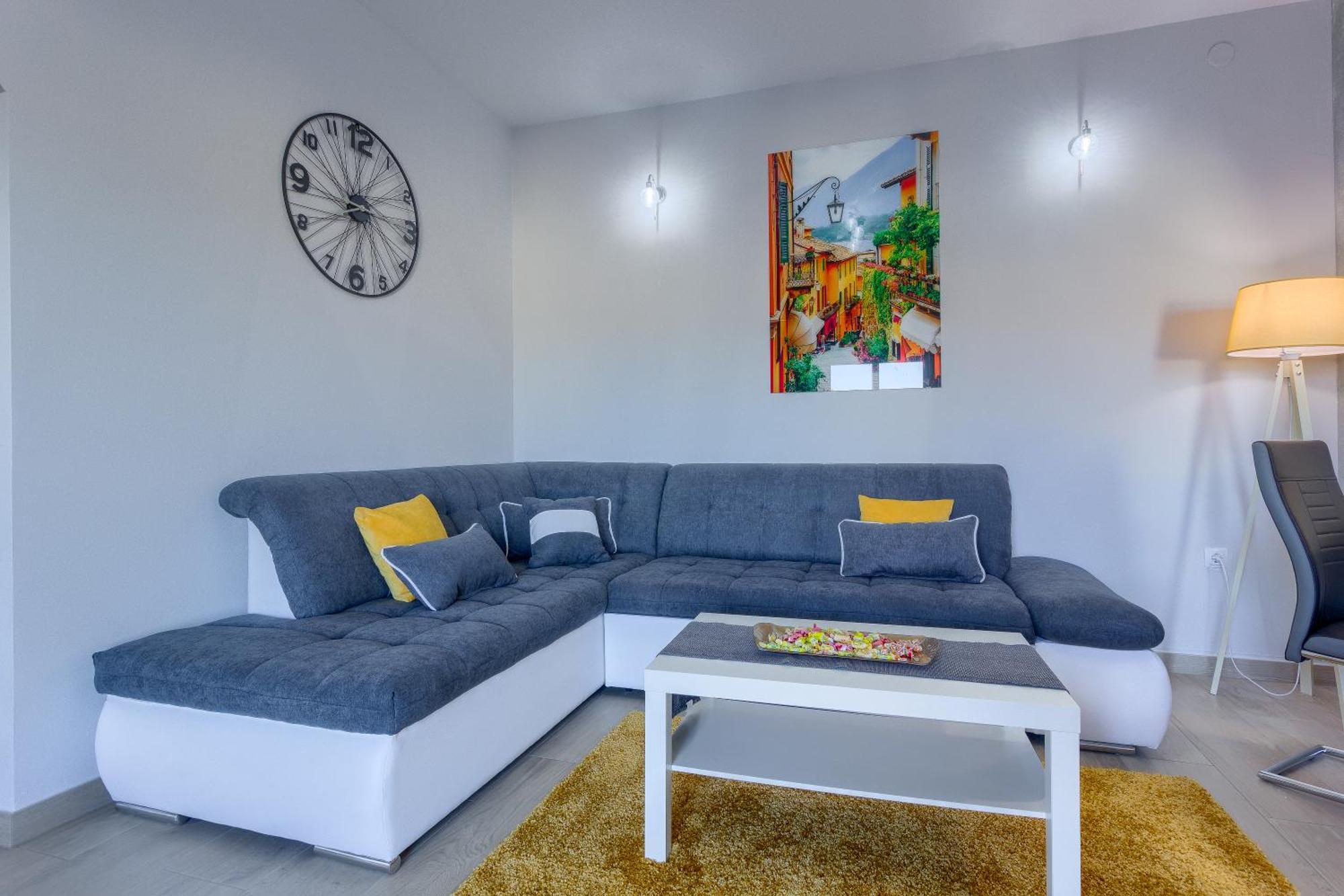 Apartments Pepa Podstrana Rom bilde