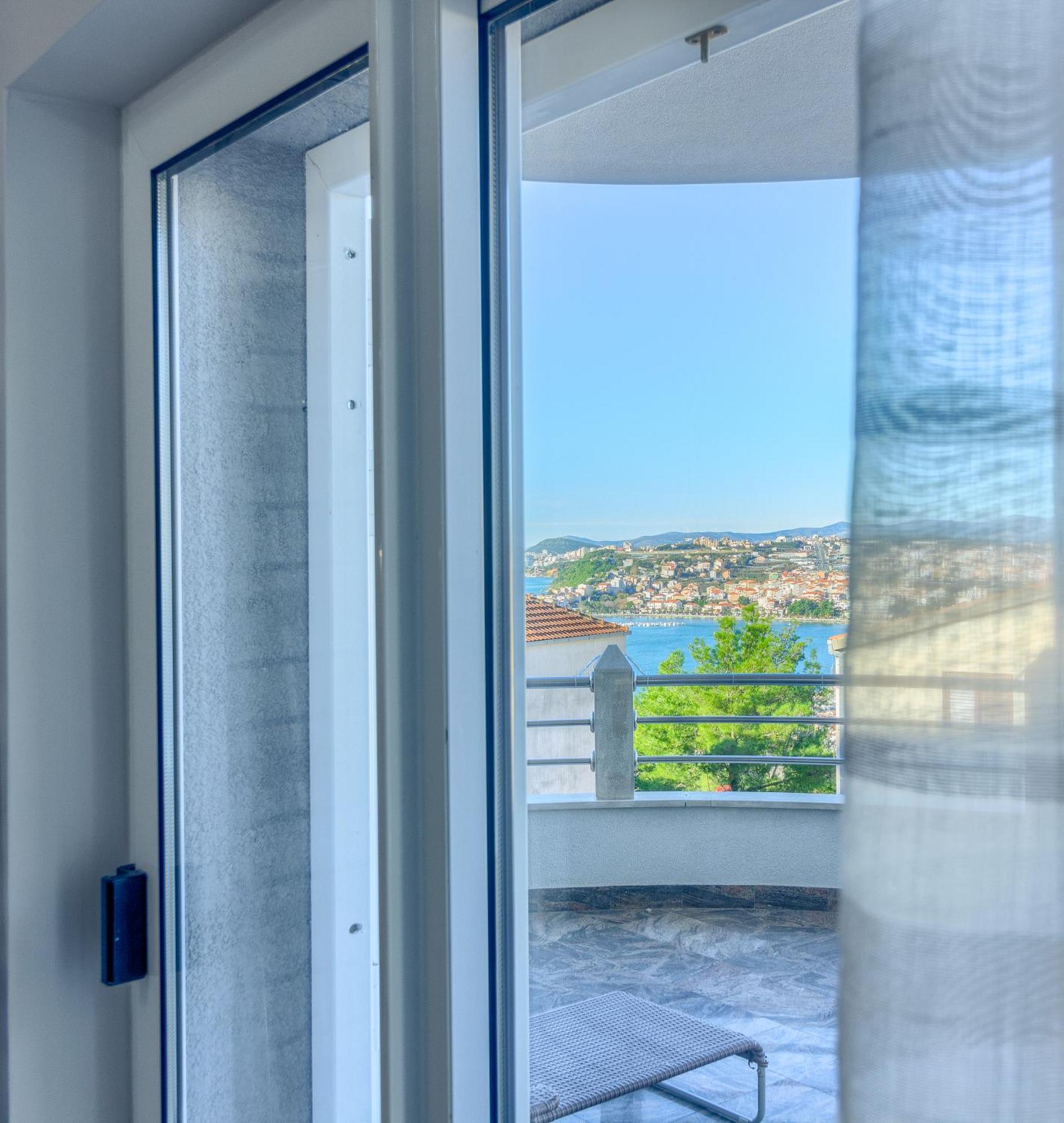 Apartments Pepa Podstrana Rom bilde